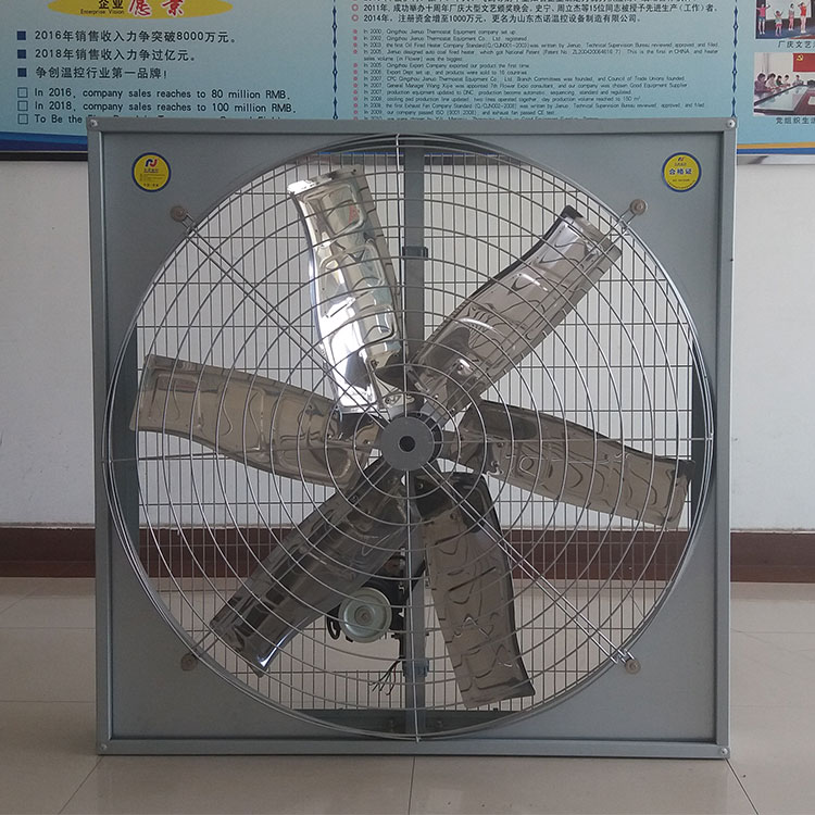 Ventilátor do kravín s čepelí z nerezové oceli